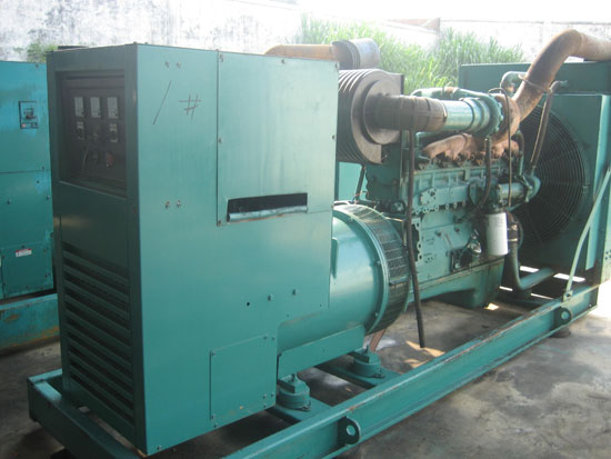 息烽租赁发电机- 发电机碳刷磨损的原因是什么