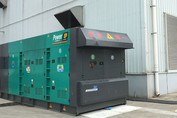 息烽燃油滤清器的更换流程是怎样的？