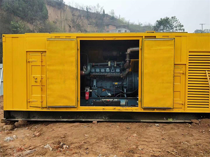 息烽发电机租赁冷却液的沸点降低到多少时需要更换