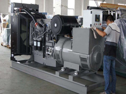 息烽柴油发电机组和储能设备配合使用的案例